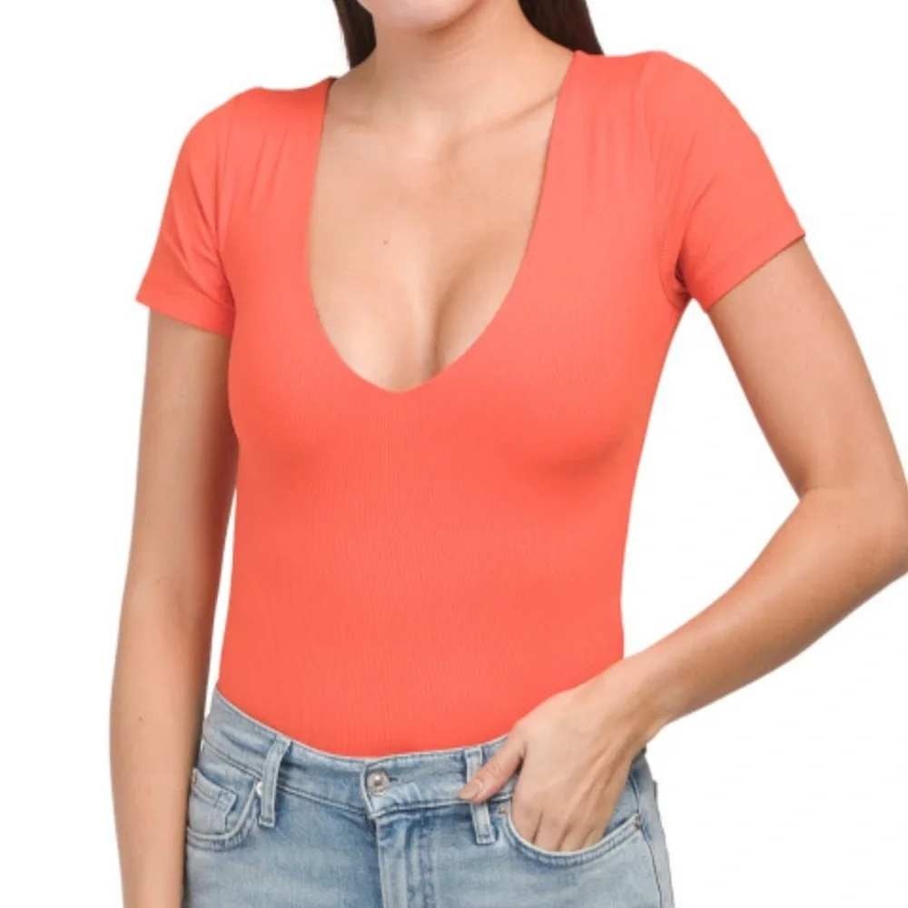 House of Harlow 1960 Coral Red Ribbed V-Neck Short Sleeve Bodysuit XS